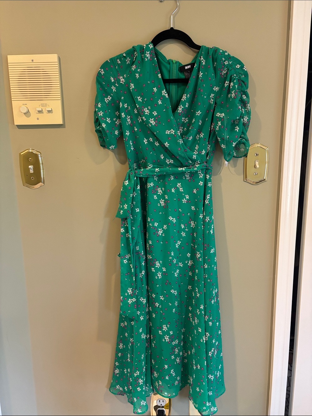 DKNY Green Floral Wrap Midi Dress with Puff Sleeves